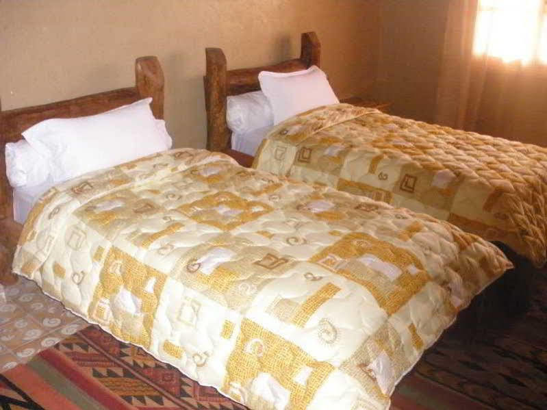 Hotel Kerdous Тафраут Экстерьер фото